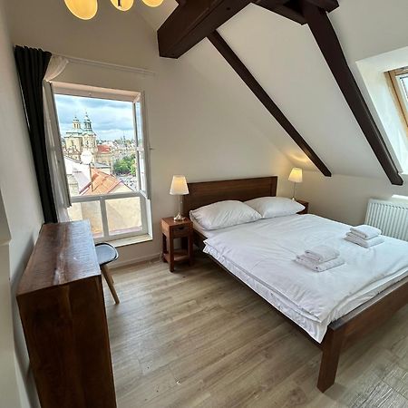 פראג Zelezna - Old Town View Residence מראה חיצוני תמונה